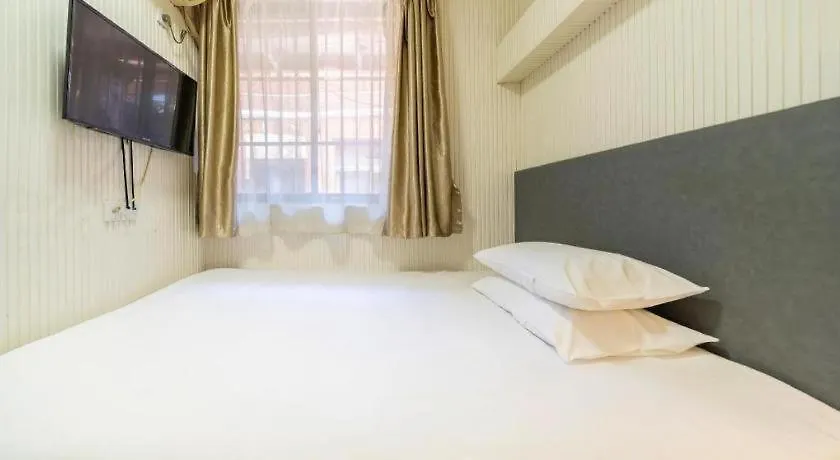 Hi Inn Liangpin Shanghai Xujiahui Tianlin Road