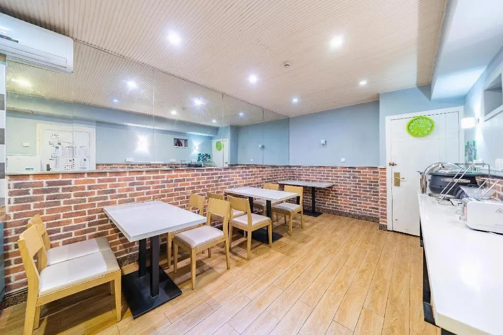 Hi Inn Liangpin Shanghai Xujiahui Tianlin Road 2*,  China